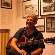 Músico de jazz. Clases de guitarra. Todos los estilos, jazz, armonía, composición, improvisación